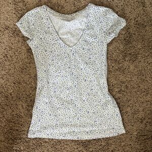 V-Neck Floral Slim-Fit Tee in White & Lavender by A New Day